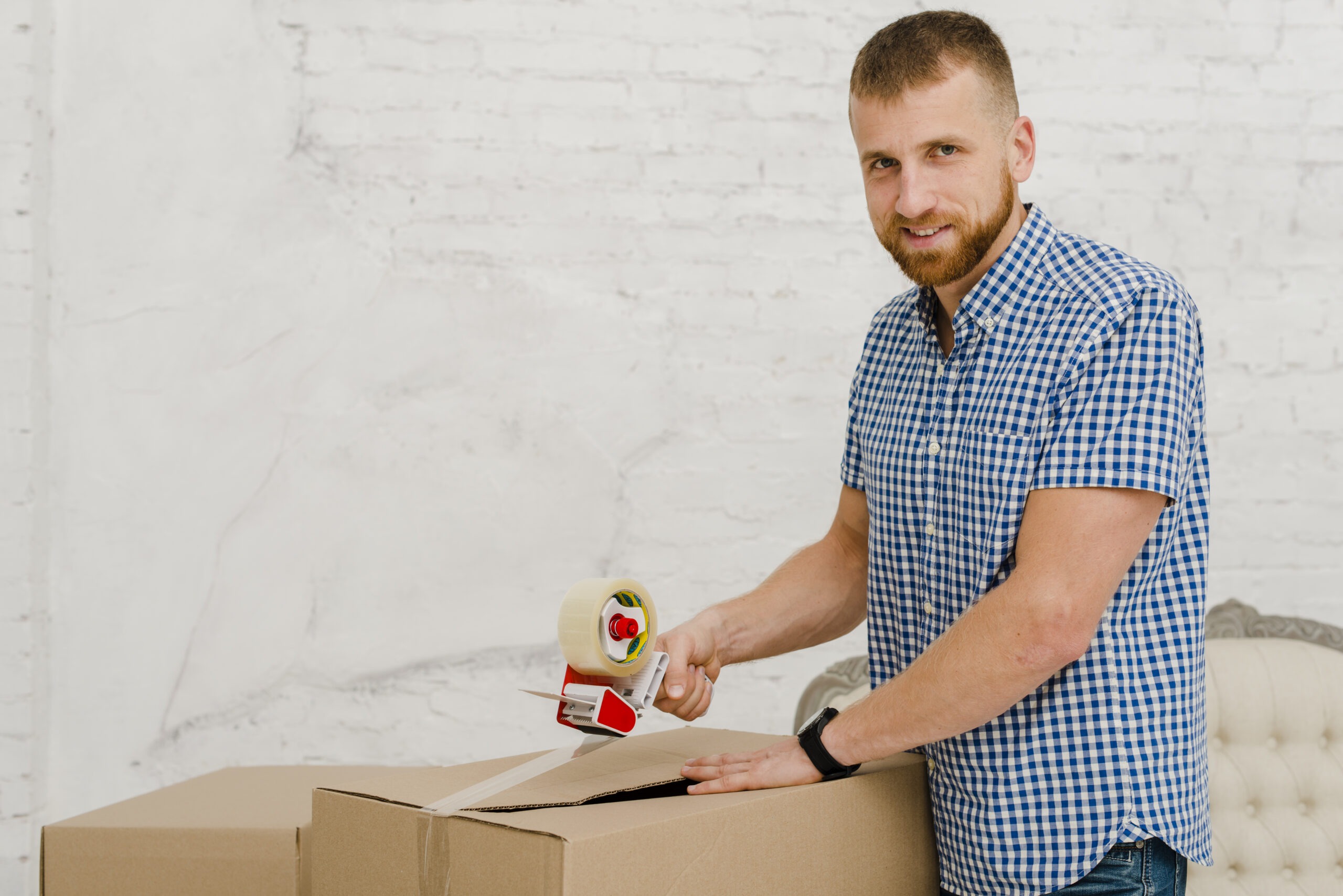 Expert movers offering affordable packing solutions for home and office